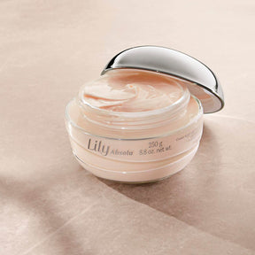 LILY CREM ACET CPO ABSOLU 250g EXP en Oboticário Colombia