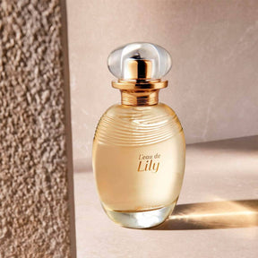 Perfume de mujer elegante